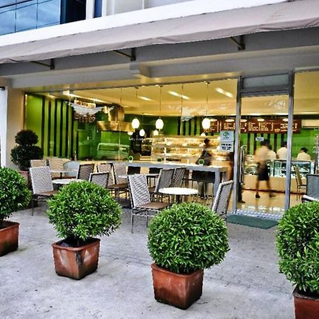 L'Fisher Hotel Bacolod Esterno foto