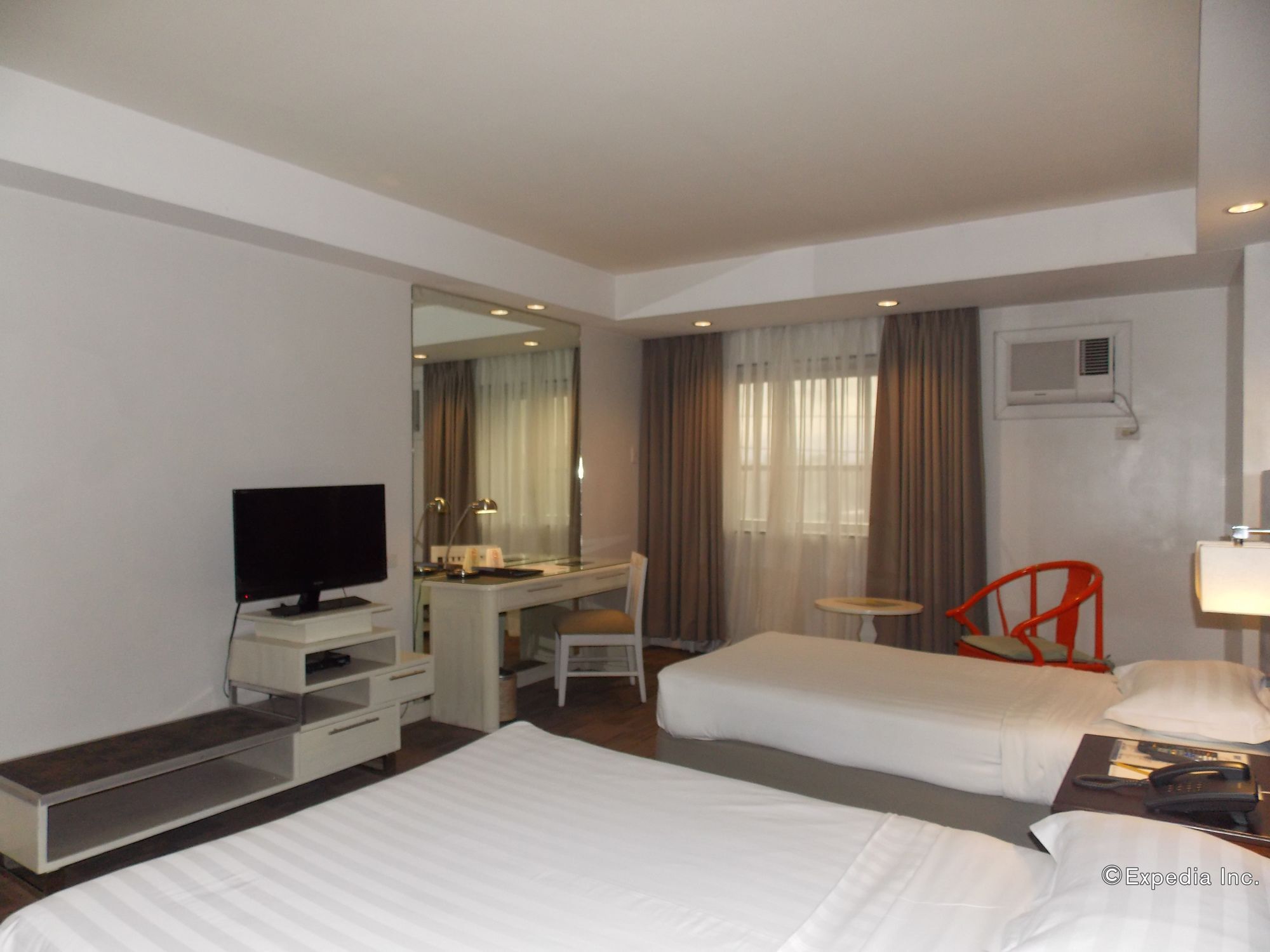 L'Fisher Hotel Bacolod Esterno foto